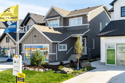 1.Exterior-199-Big-Bluestem-The-Harlow-DG-17-B-Broadview-Homes-Winnipeg