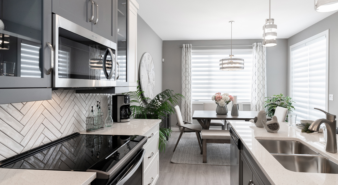 9. Kitchen - 4 Merkel Manza The Dawson DG 11 Broadview Homes Winnipeg