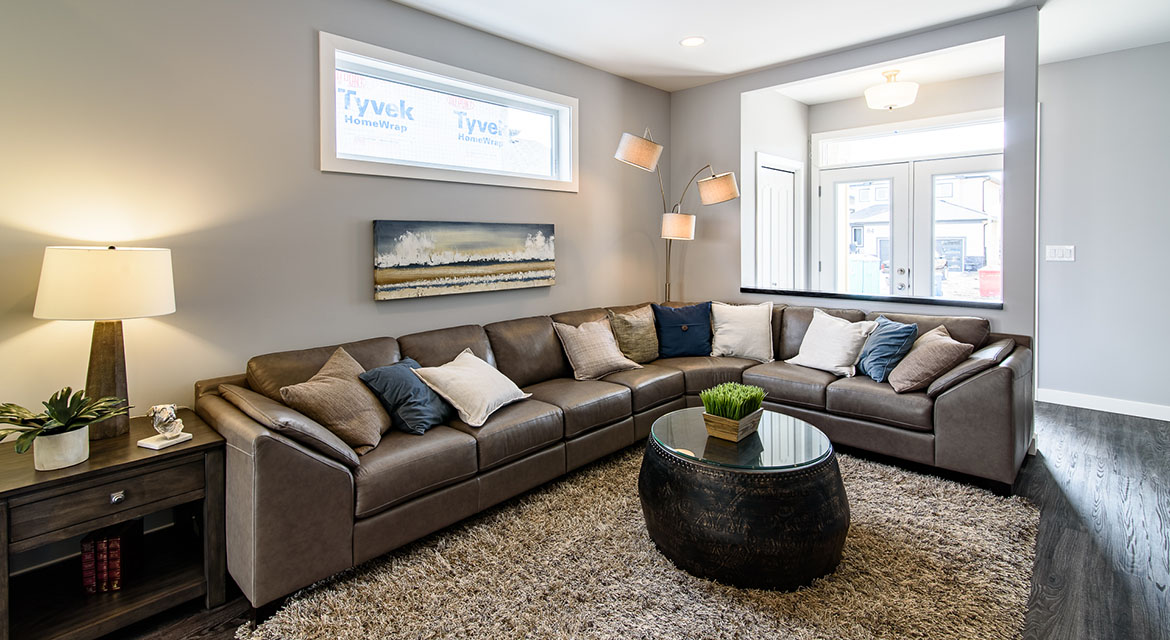 Broadview-81_Bonaventure_Dr_East-5363-HDR