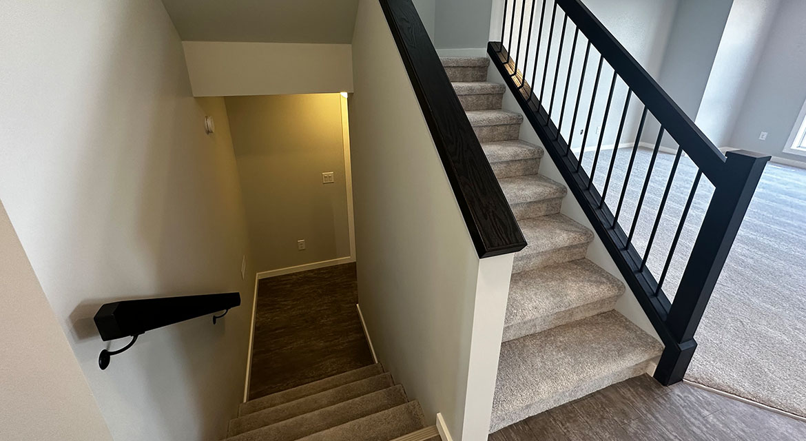 DG16Staircase