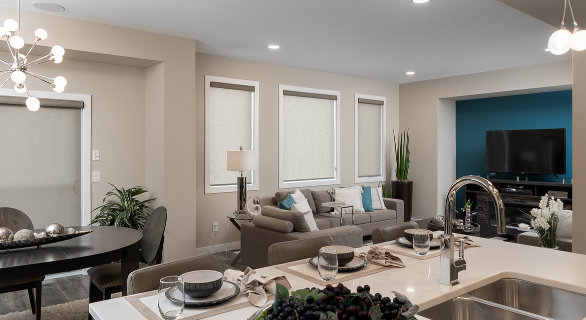 6. Kitchen and Great Room - 380 Windflower Road The Biscayne DG 14 C Broadview Homes Winnipeg