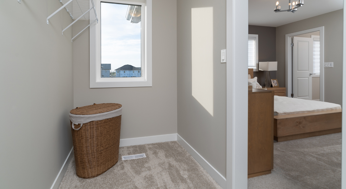 19. WIC - 5 Orion The Atwood DG 45 A Broadview Homes Winnipeg