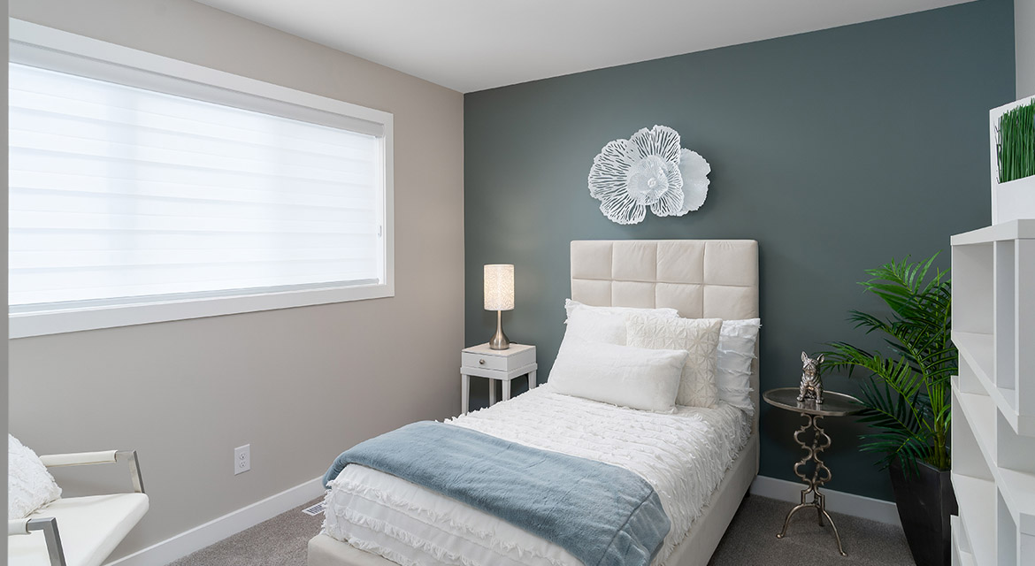 17. Secondary Bedroom - 63 Crestmont Drive The Harlow DG 17 A Broadview Homes Winnipeg