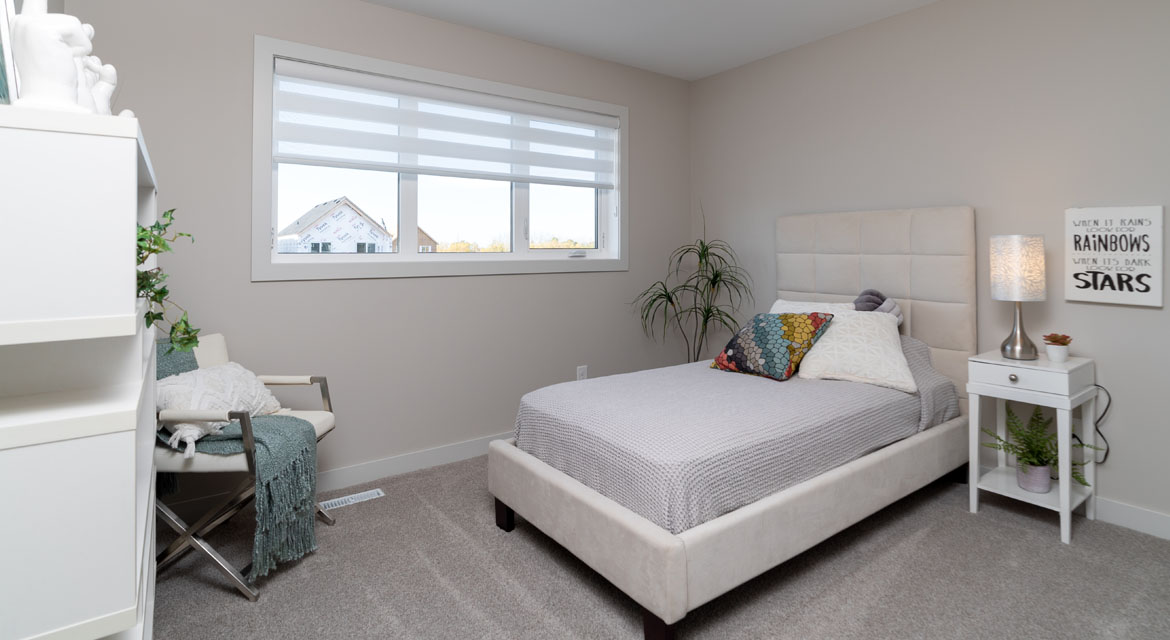 20.secondary-bedroom-199-Big-Bluestem-The-Harlow-DG-17-B-Broadview-Homes-Winnipeg