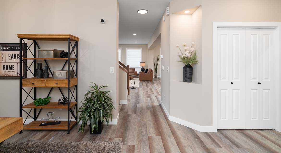 3.front-foyer-slider-image-3-snowy-owl-the-monticello-dg-16-a-Broadview-Homes-Winnipeg