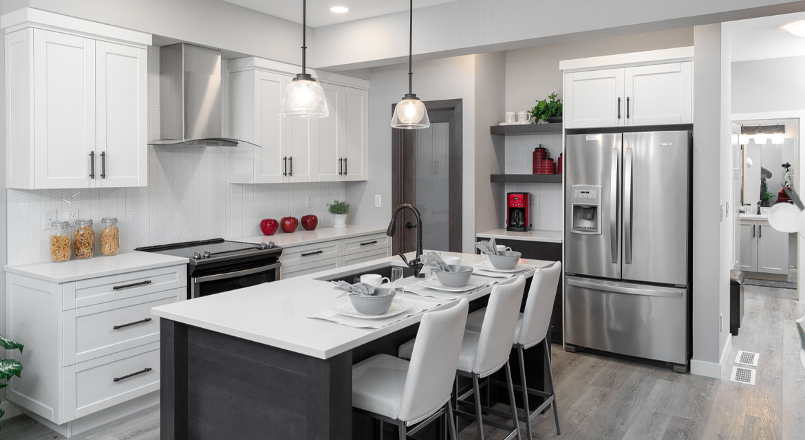8.kitchen-35-sheilagh-ball-exterior-the-harlow-dg-17-a-broadview-homes-winnipeg