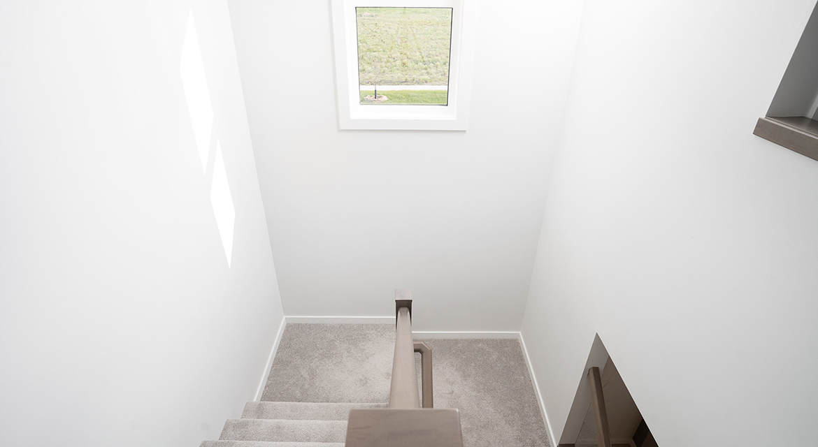 DG16HStaircase