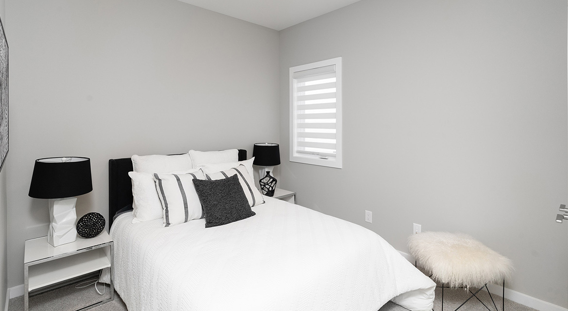 DG51ABedroom1