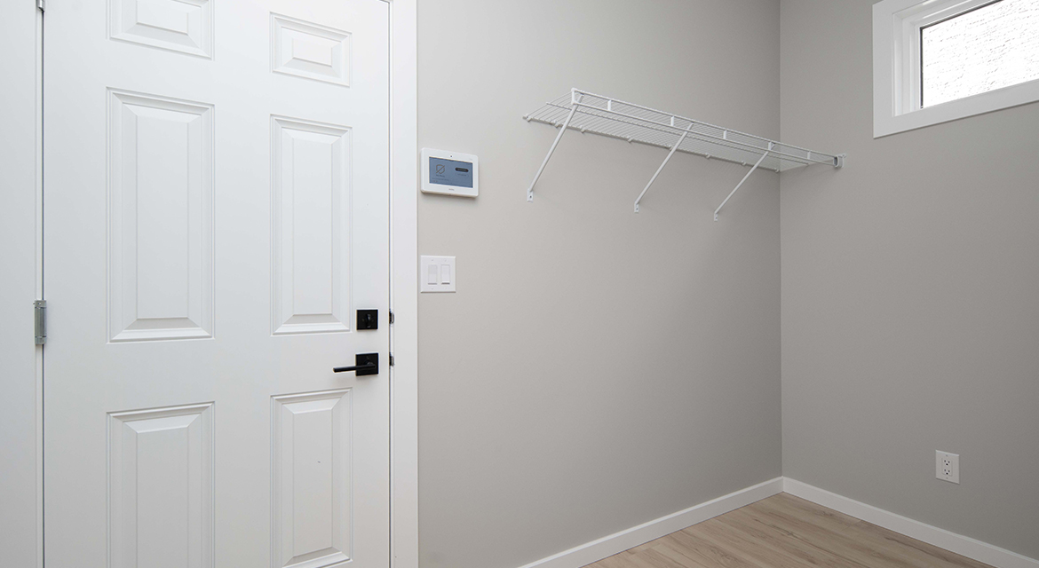 DG11ARearDoor&amp;Mudroom