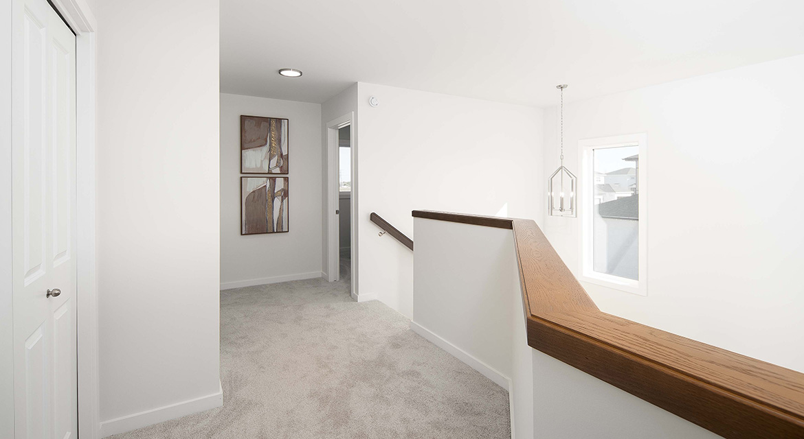 DG47BUpstairsLanding