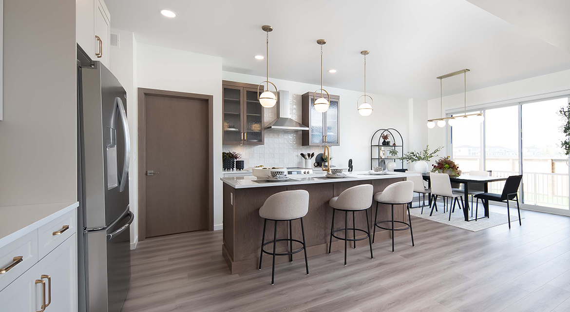 DG16HKitchen&EatingArea2