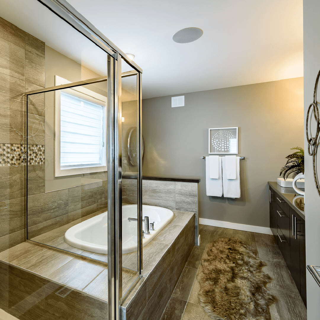 What to Expect from a Parade of Homes Featured Image Daylan Marshall Bathroom Image