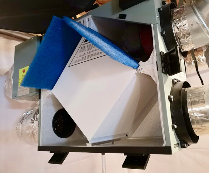 Hrv discount filter cleaning