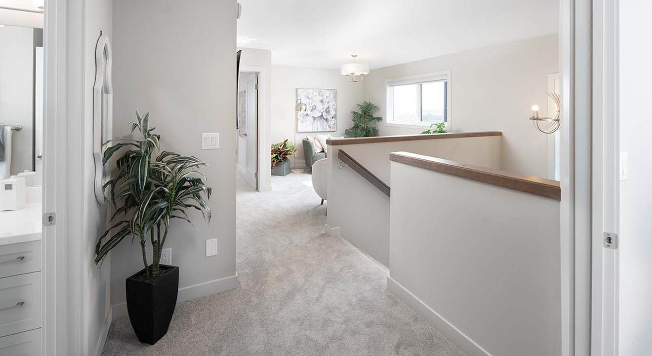 Dg17aupstairslanding