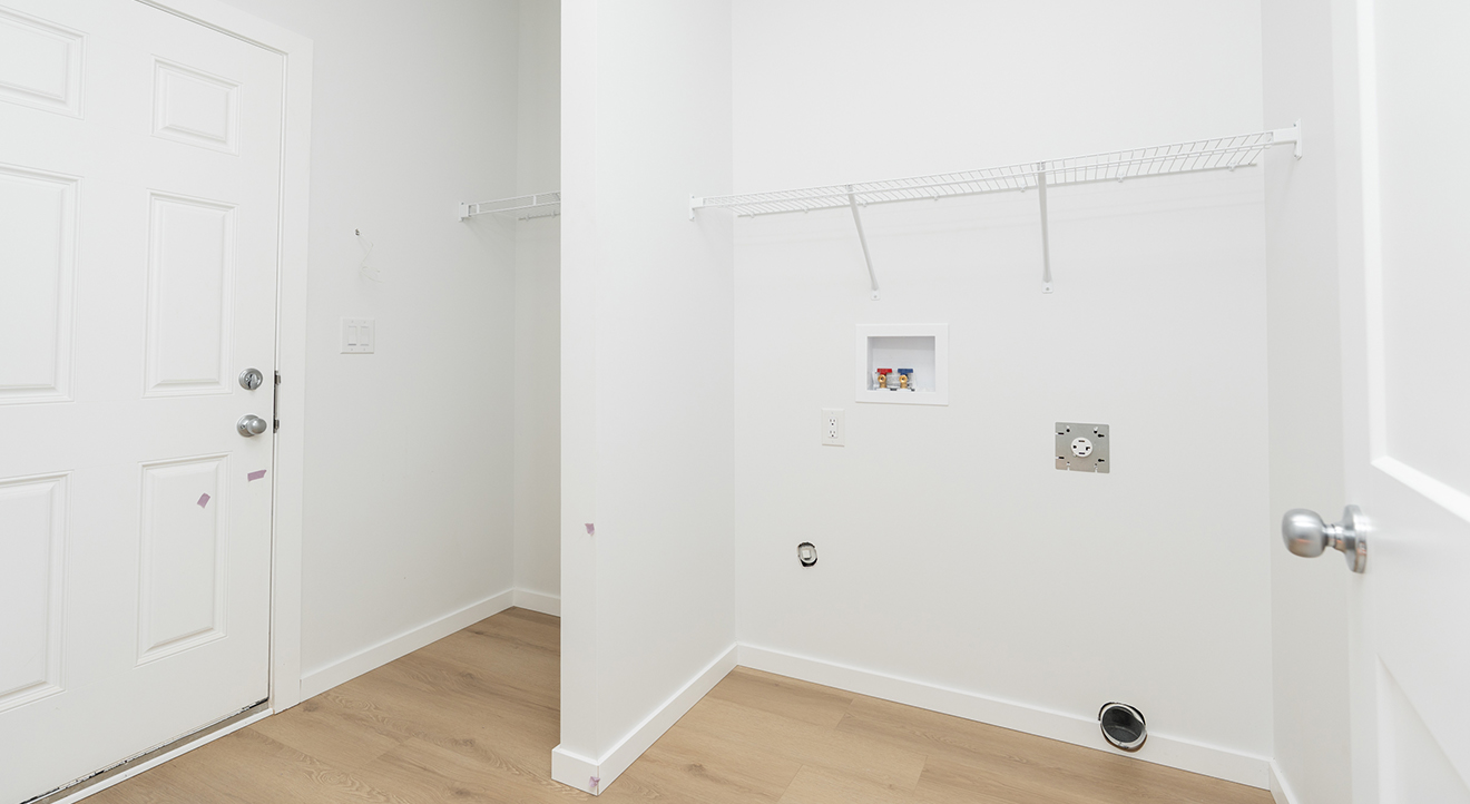 Dg33arearentry&laundry