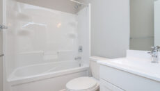 Dg49amainfloorfullbath