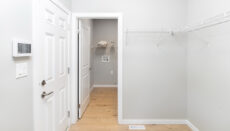 Dg51amudroom&laundry