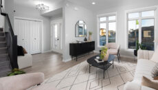 Rg106dgreatroom&frontentry