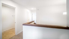 Sg1aupstairslanding&stubwall