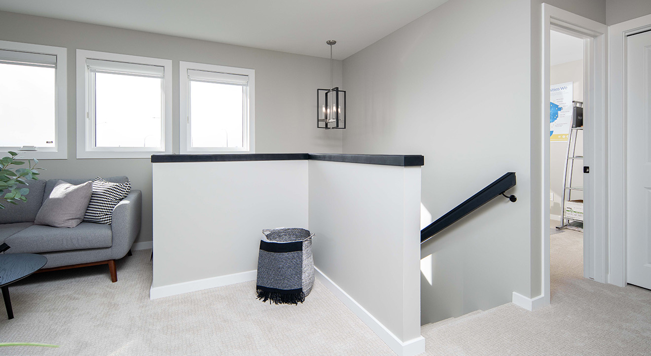 Dg11aupstairslanding