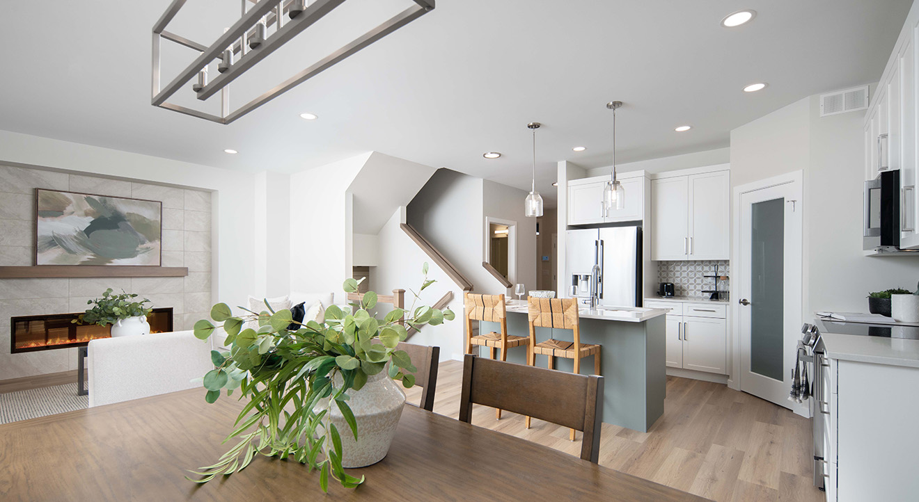 Dg7cdining,kitchen,gr