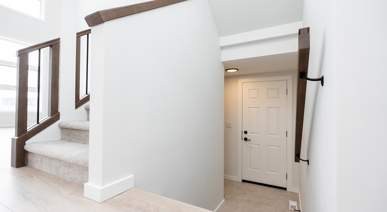 Dg48asideentry&staircase