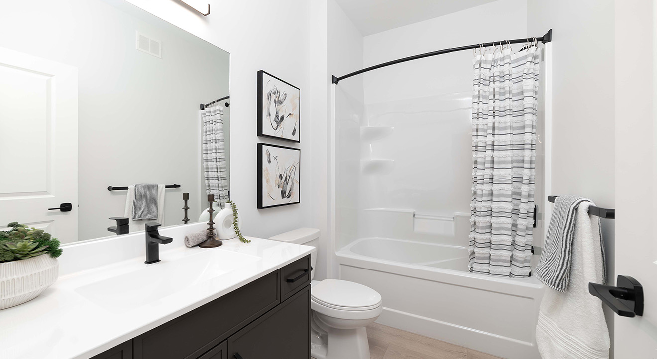 Dg47amainfloorfullbath