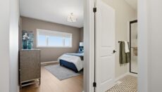 13 Custom 396 Grande Pointe 012