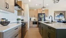 7 Custom 396 Grande Pointe 006