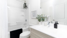 Dg7auppermainbath